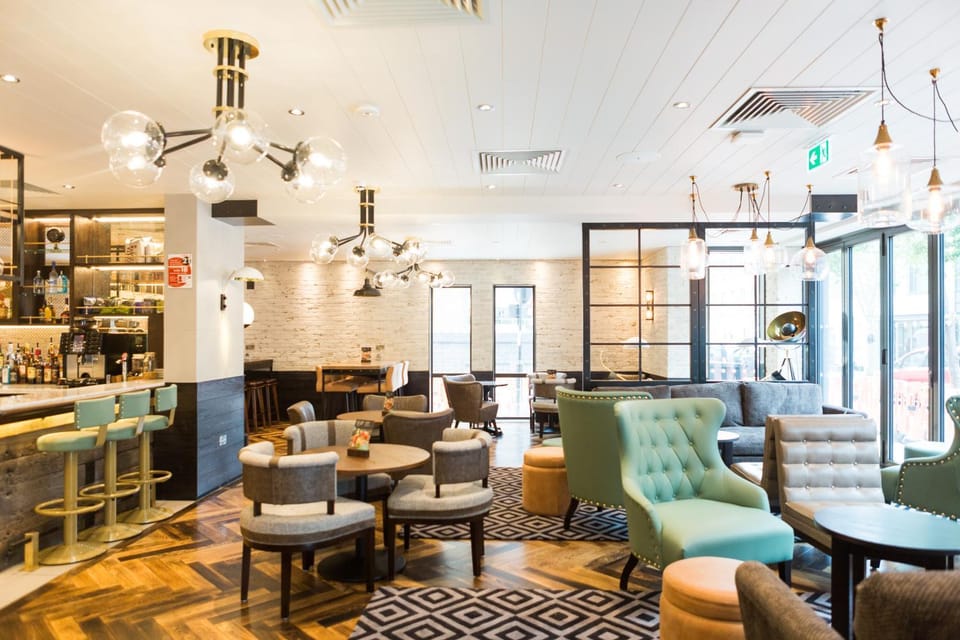 Lounge or bar