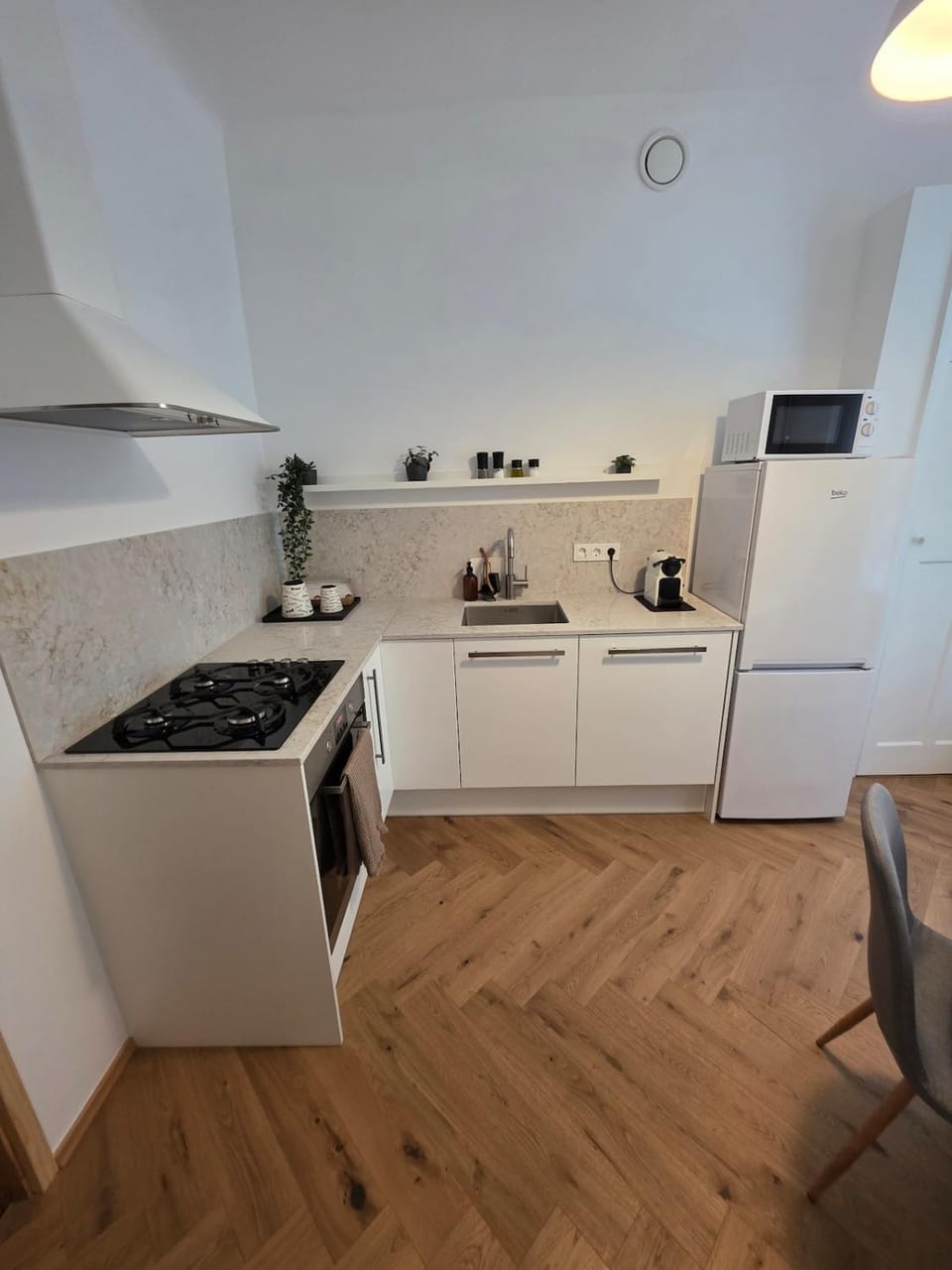 Kitchen or kitchenette