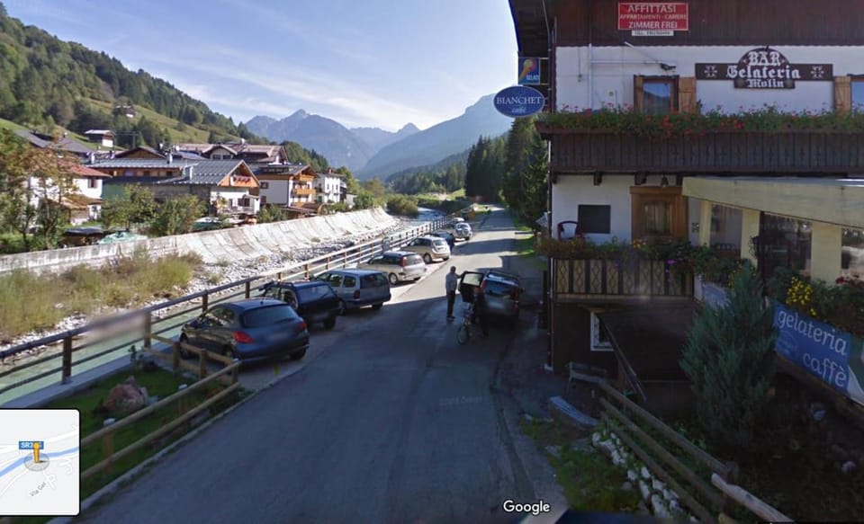 Mountain view, Mountain view, River view, Parking