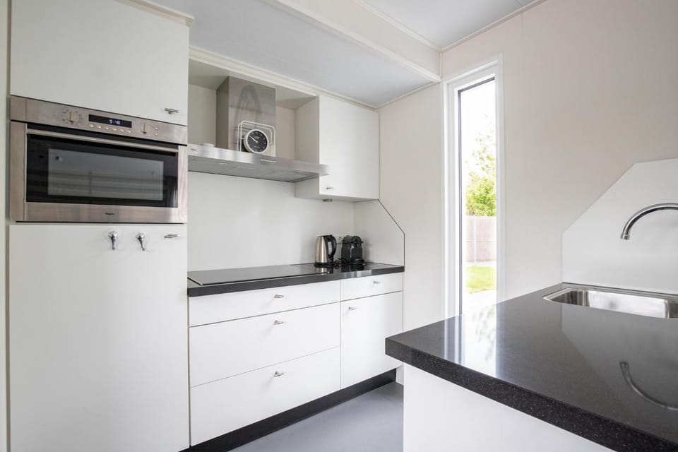 Lodge Jacques Cousteau XXL House in Renesse