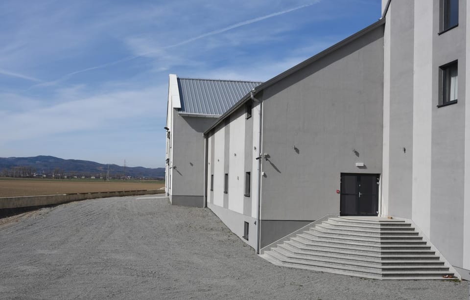 Property building, Day, Mountain view