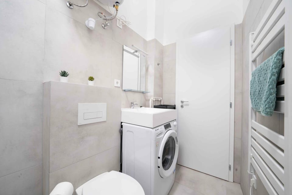 Toilet, washing machine