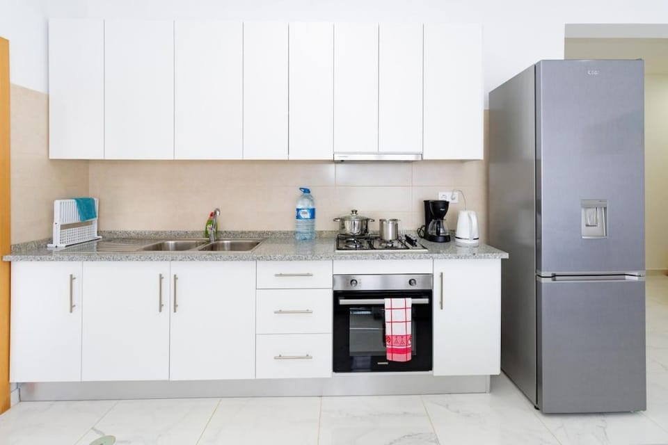 New building - 1 min away from the main road Apartment in Santa Maria