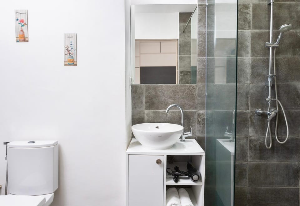 Shower, Toilet, Bathroom