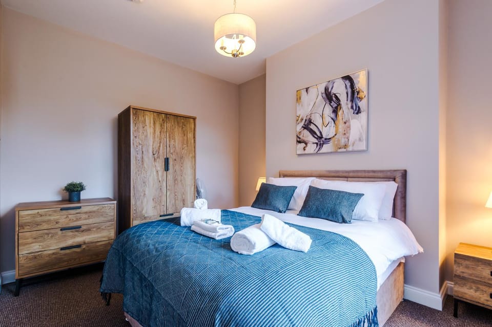 Bed, Bedroom, wardrobe