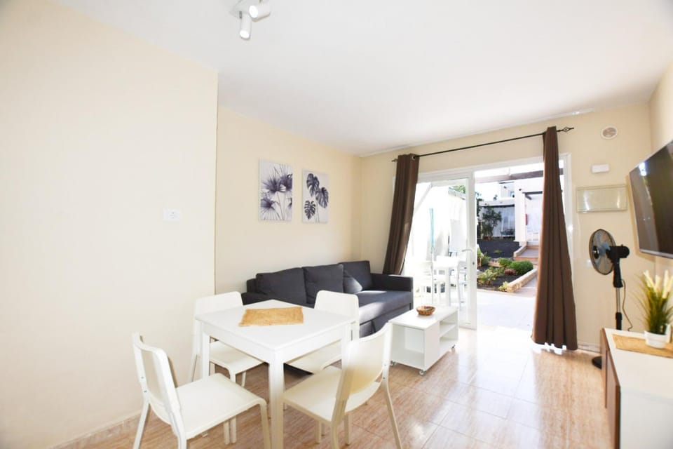 Book Jet - Arena Apartment Pool & WIFI alisios Apartment in Corralejo