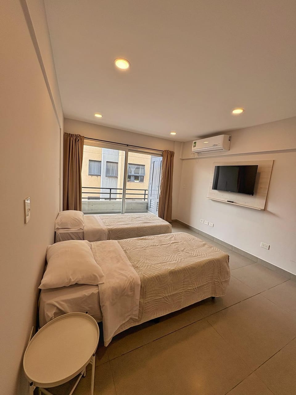 TV and multimedia, Bedroom, air conditioner
