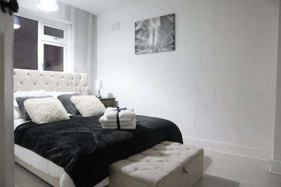 The Hidden Gem Apartment in Coventry