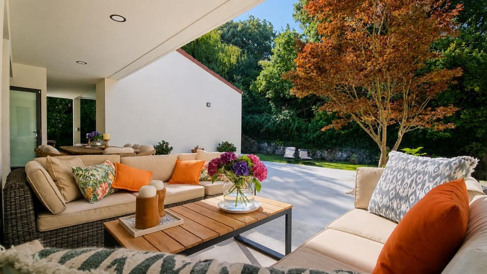 Patio, Garden, Balcony/Terrace, Living room, Dining area, Garden view