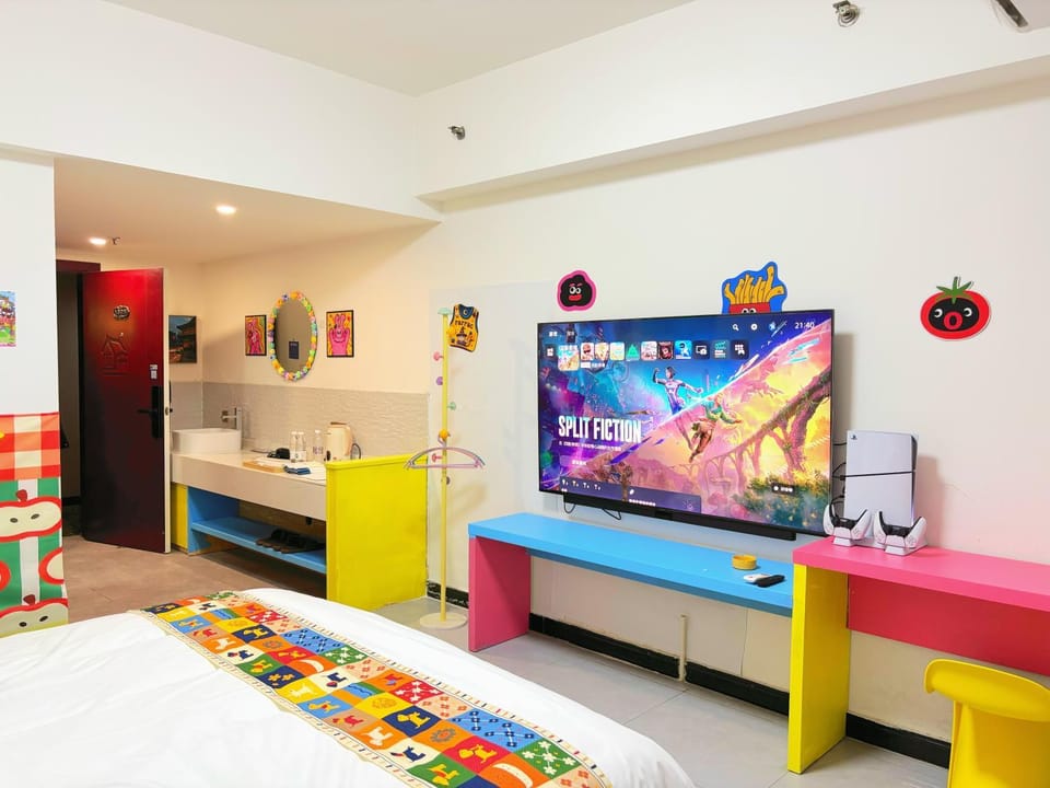 Bedroom, Area and facilities