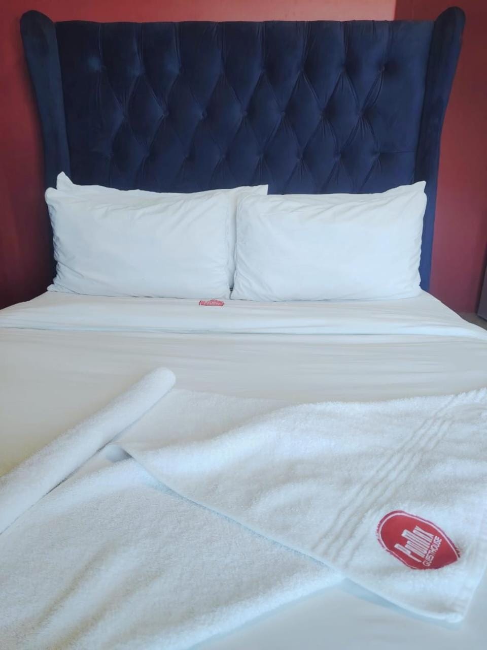Pro Max Guesthouse Goodwood Bed and Breakfast in Cape Town