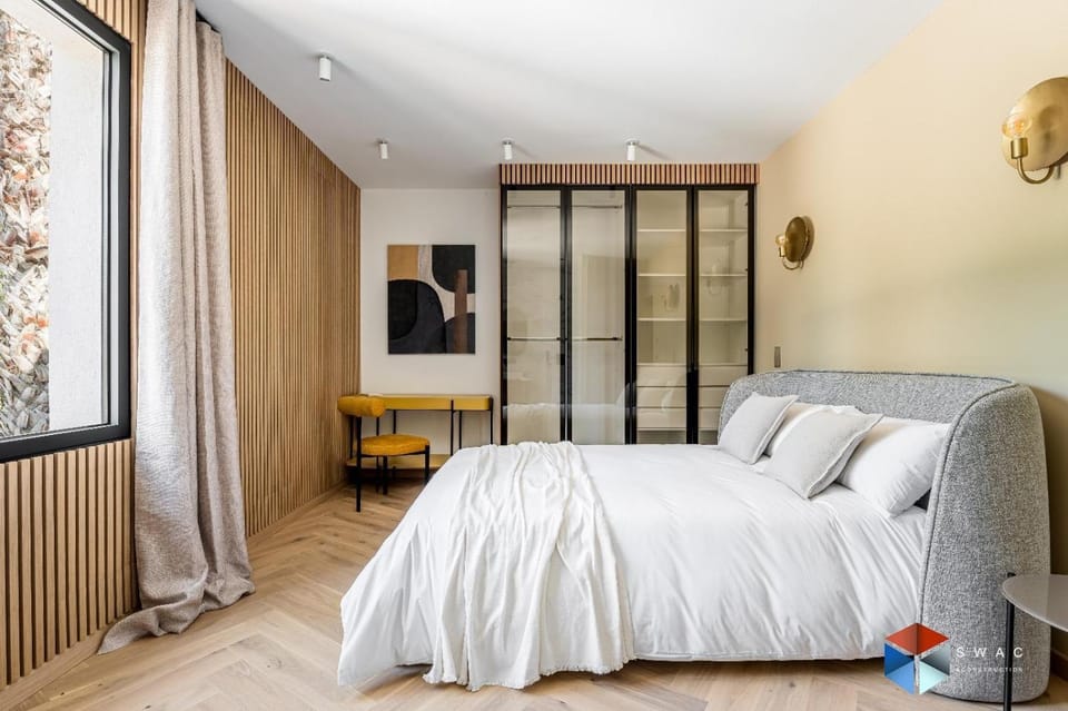 Bed, Photo of the whole room, Bedroom, wardrobe
