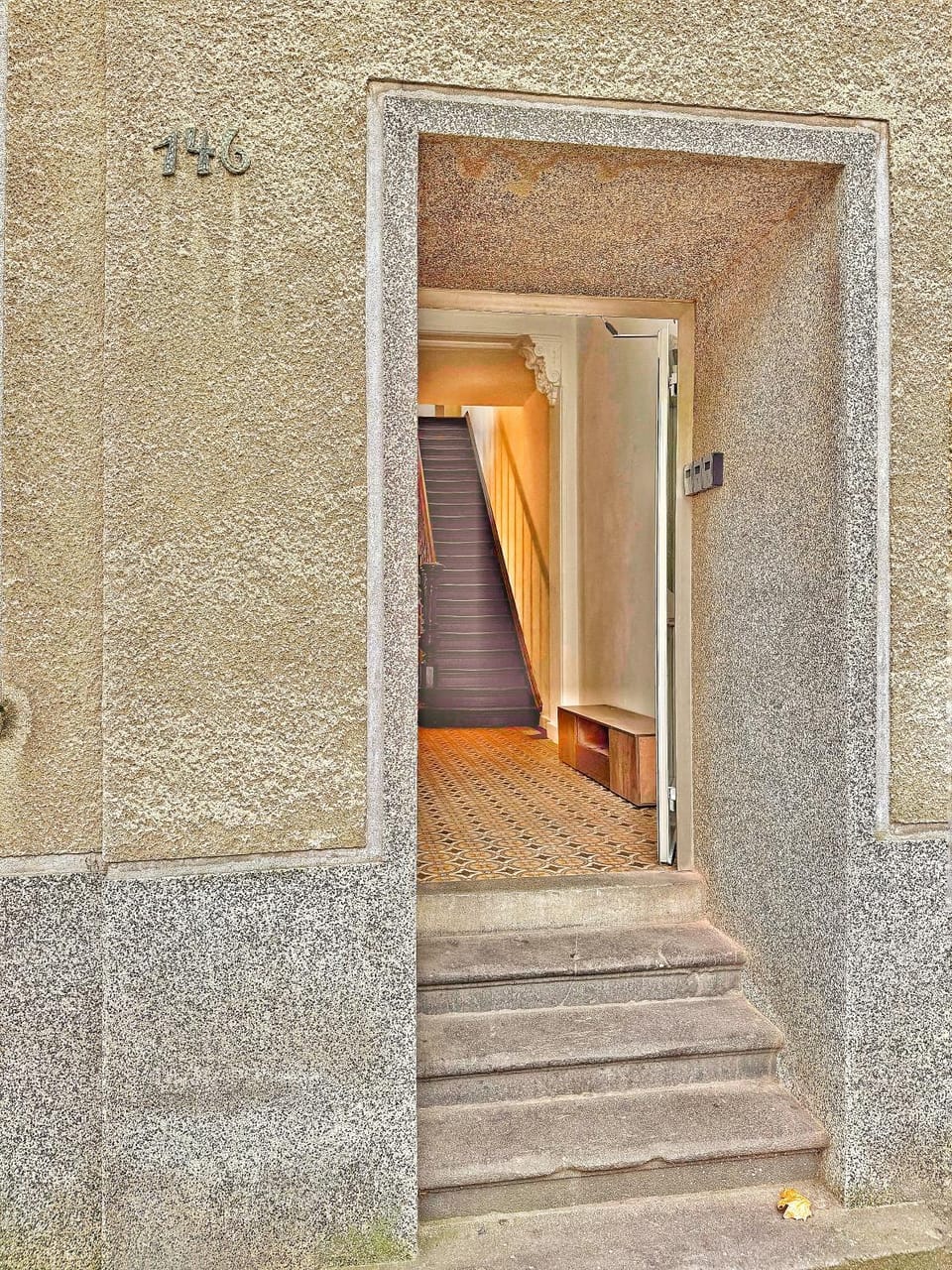 Facade/entrance, Day, Decorative detail