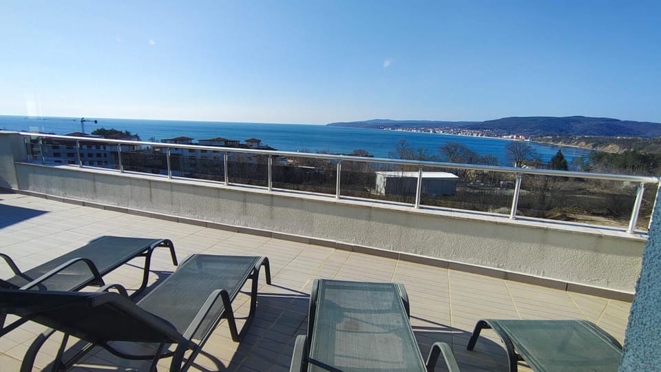 Balcony/Terrace, Balcony/Terrace