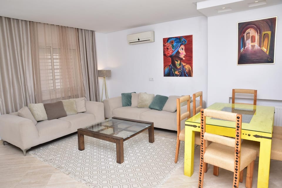 Malaga appartement avec piscine privée Apartment in Tunis Governorate, Tunisia