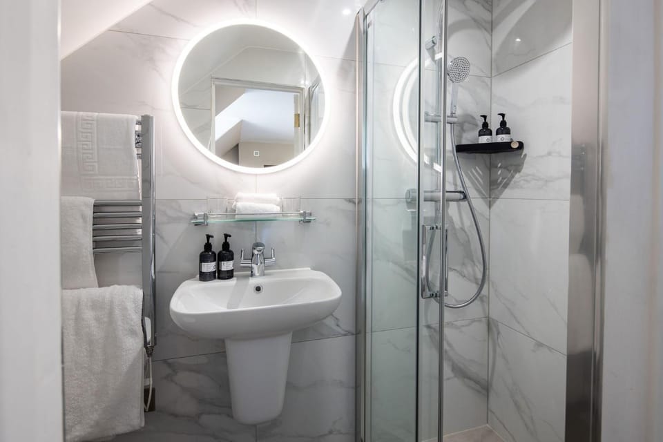 Shower, Bathroom