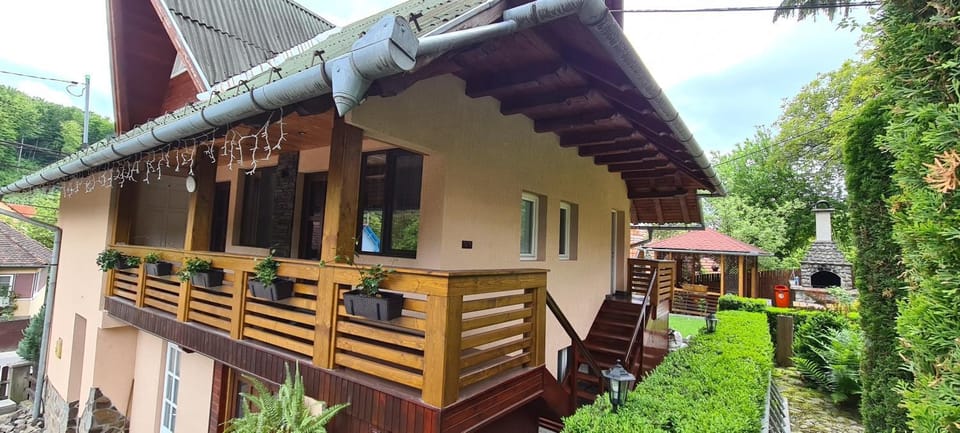 Casa Edy Bed and Breakfast in Romania