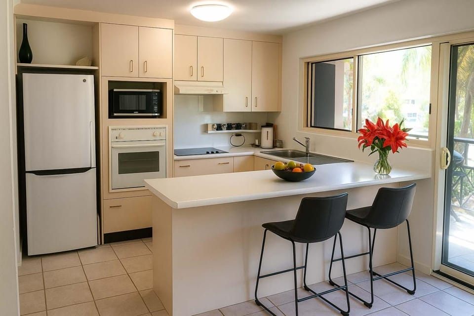 Kitchen or kitchenette, Dining area, dishwasher, oven, stove, toaster
