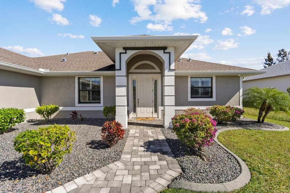 Villa Flamingo Gulf Access Oasis House in Cape Coral