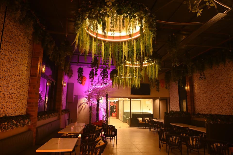 Restaurant/places to eat