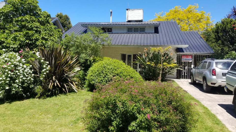 Garden, Location