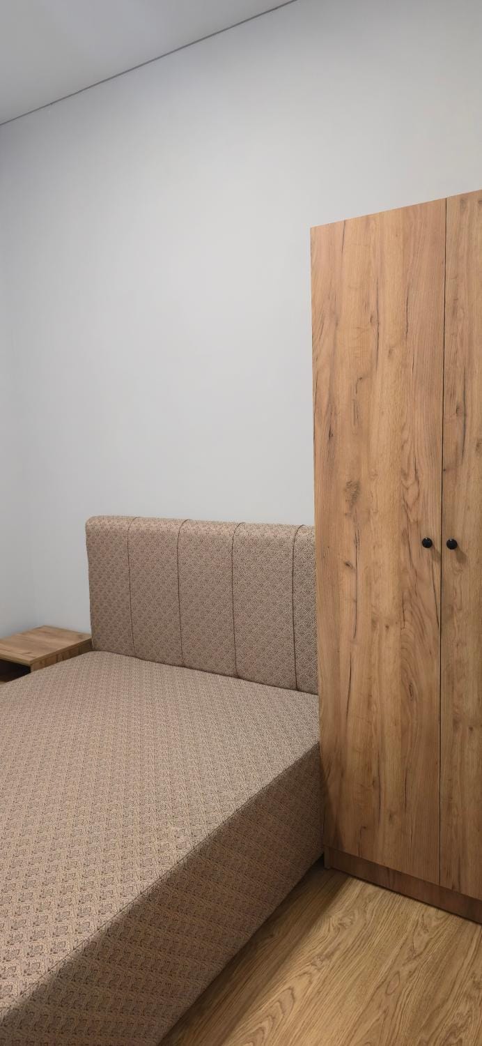 Bed, Photo of the whole room, Bedroom, wardrobe