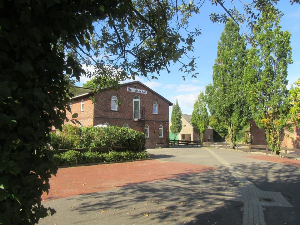 Property building, Street view