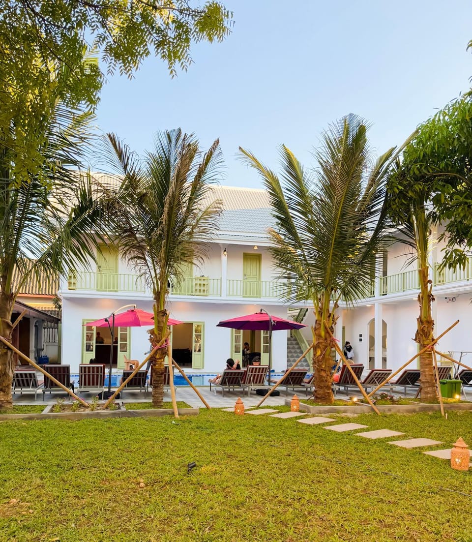 Property building, Garden view