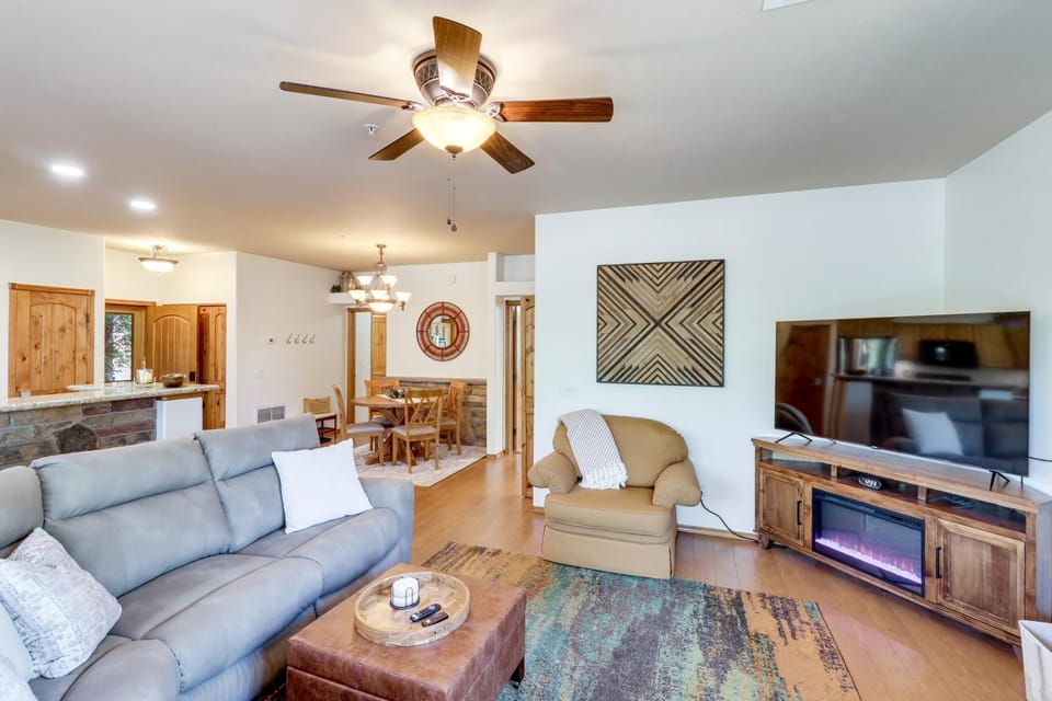 'Our Neck of the Woods' in Torreon Golf Community House in Show Low