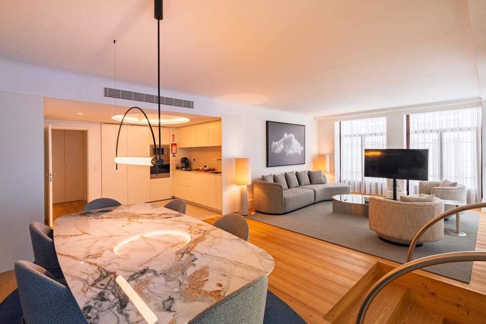 TV and multimedia, Kitchen or kitchenette, Living room, Photo of the whole room, Seating area, Dining area, air conditioner
