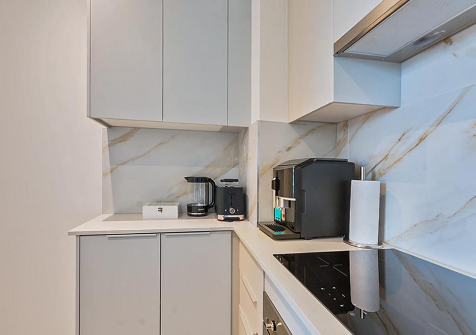 Coffee/tea facilities, Kitchen or kitchenette