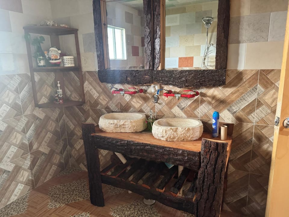 Quetzalli Rancho Sagrado Campground/ 
RV Resort in Hidalgo, Mexico