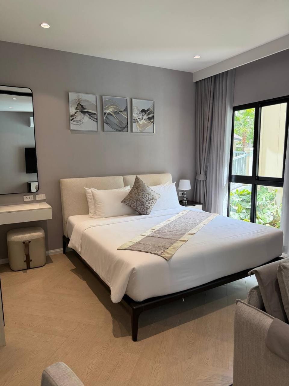 The title Legendary Apartment in Choeng Thale