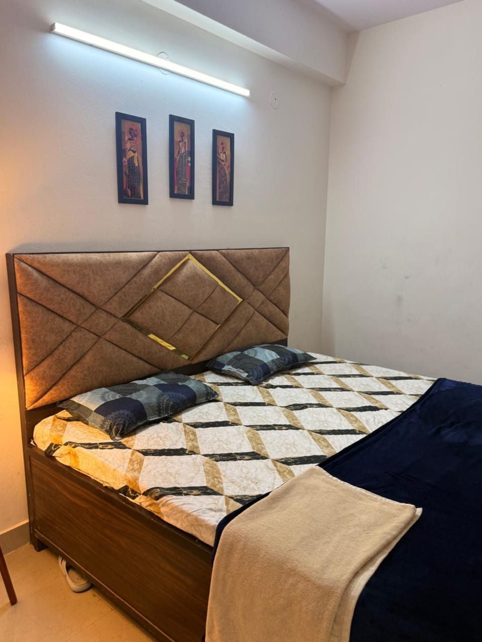Elegant home Apartment in Uttar Pradesh