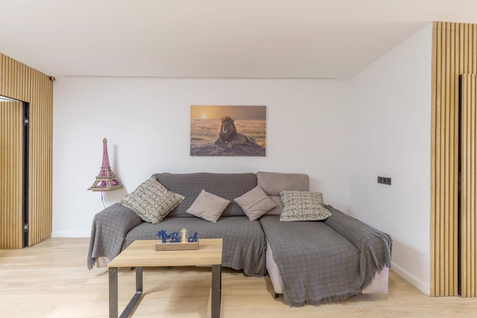 Living room, Bedroom