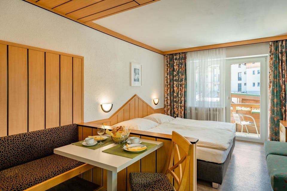 Property building, Living room, Bedroom