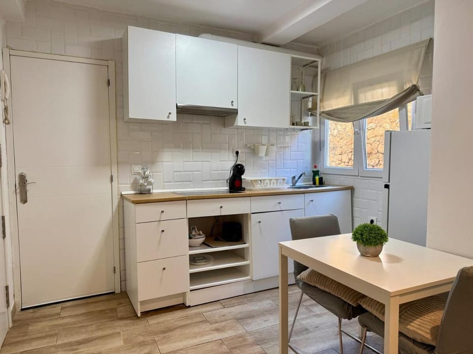 Velarde Dreams! by Easytrip Apartment in Malaga