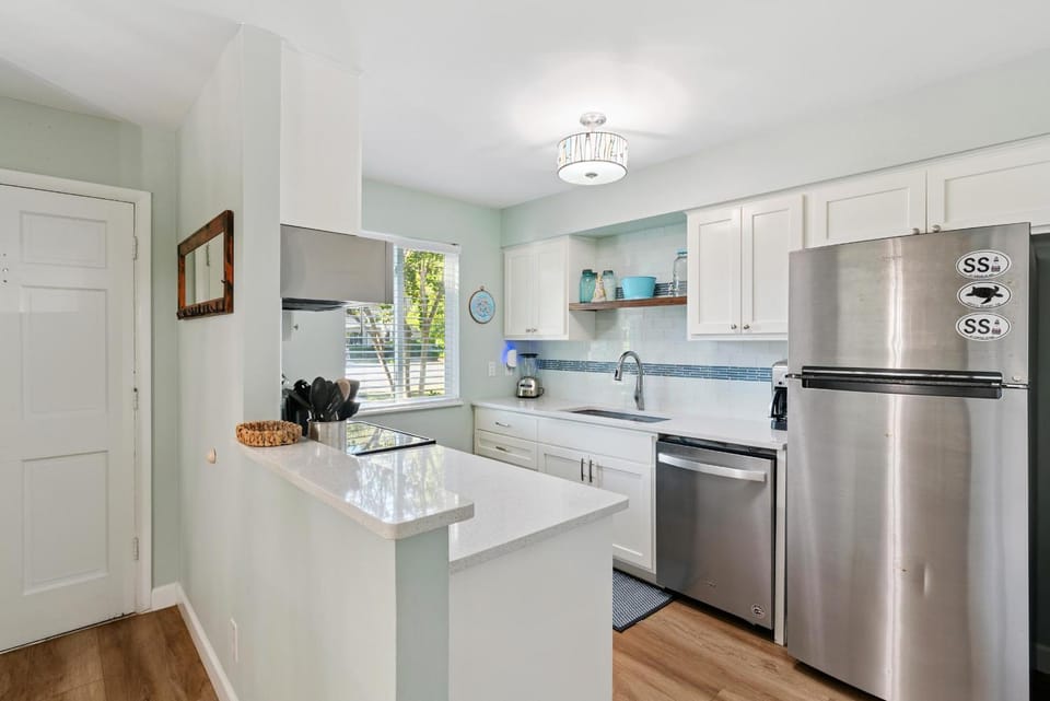 Ocean Walk N2 - 850 Mallery Street House in Saint Simons Island