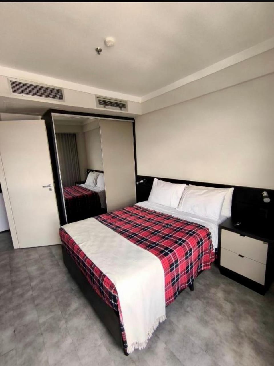 Bed, Bedroom, wardrobe
