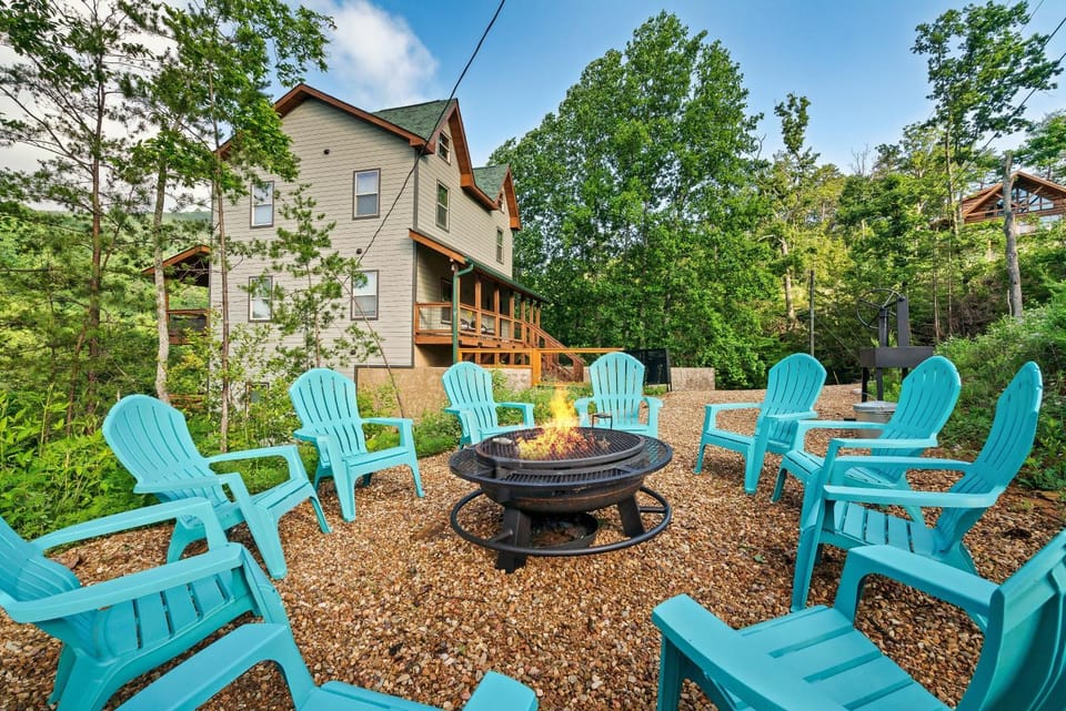 Dreamers Oasis House in Pigeon Forge