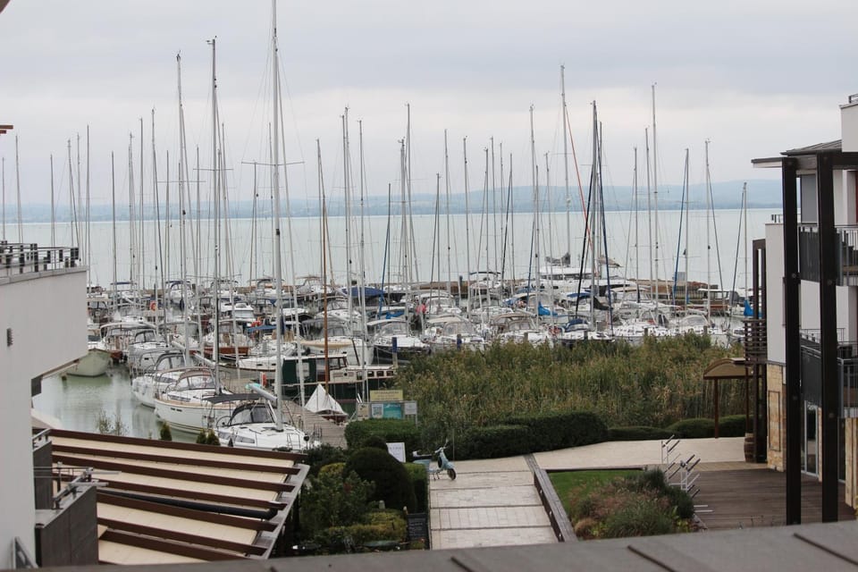 Day, Natural landscape, City view, Lake view, Sea view