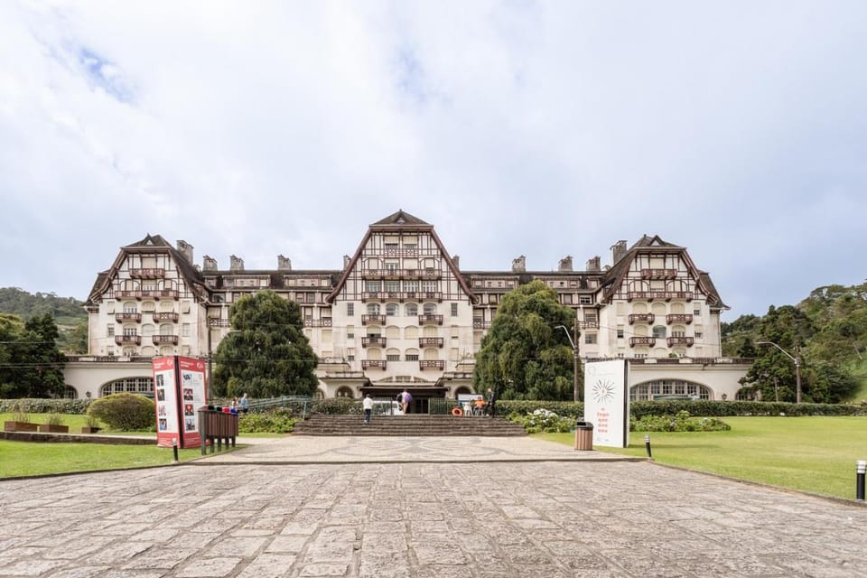 Property building, Facade/entrance, Off site