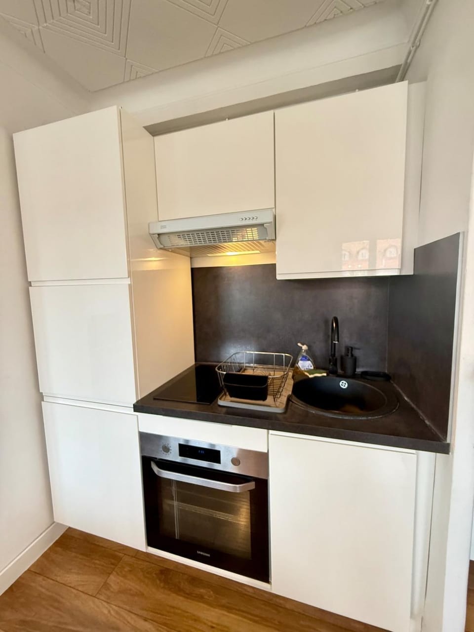 Kitchen or kitchenette, stove