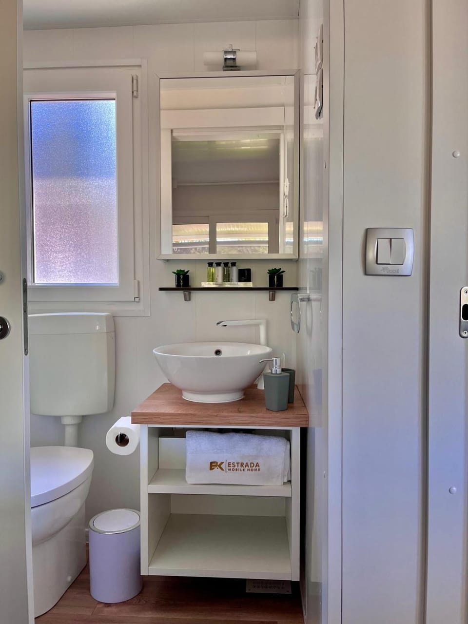 Mobile home EK Estrada Campground/ 
RV Resort in Biograd na Moru