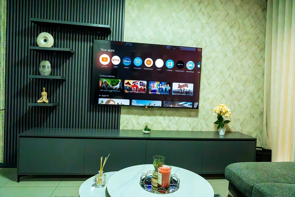 TV and multimedia, Seating area