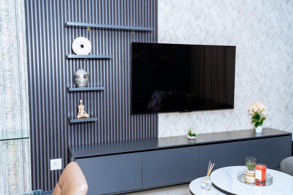 TV and multimedia, Seating area