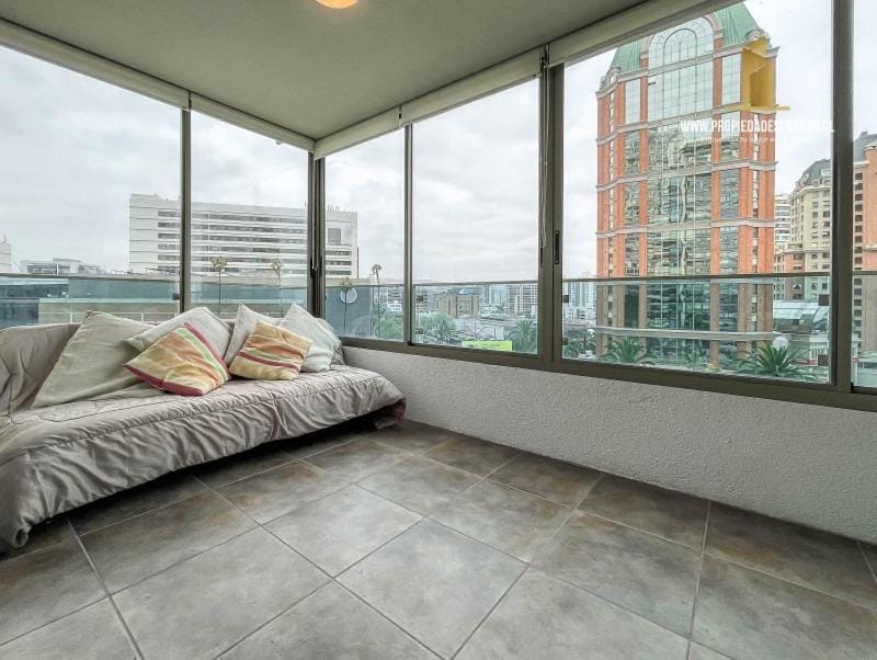 Departamento con Terraza, Vista al Mar y Piscina en Viña Apartment in Vina del Mar