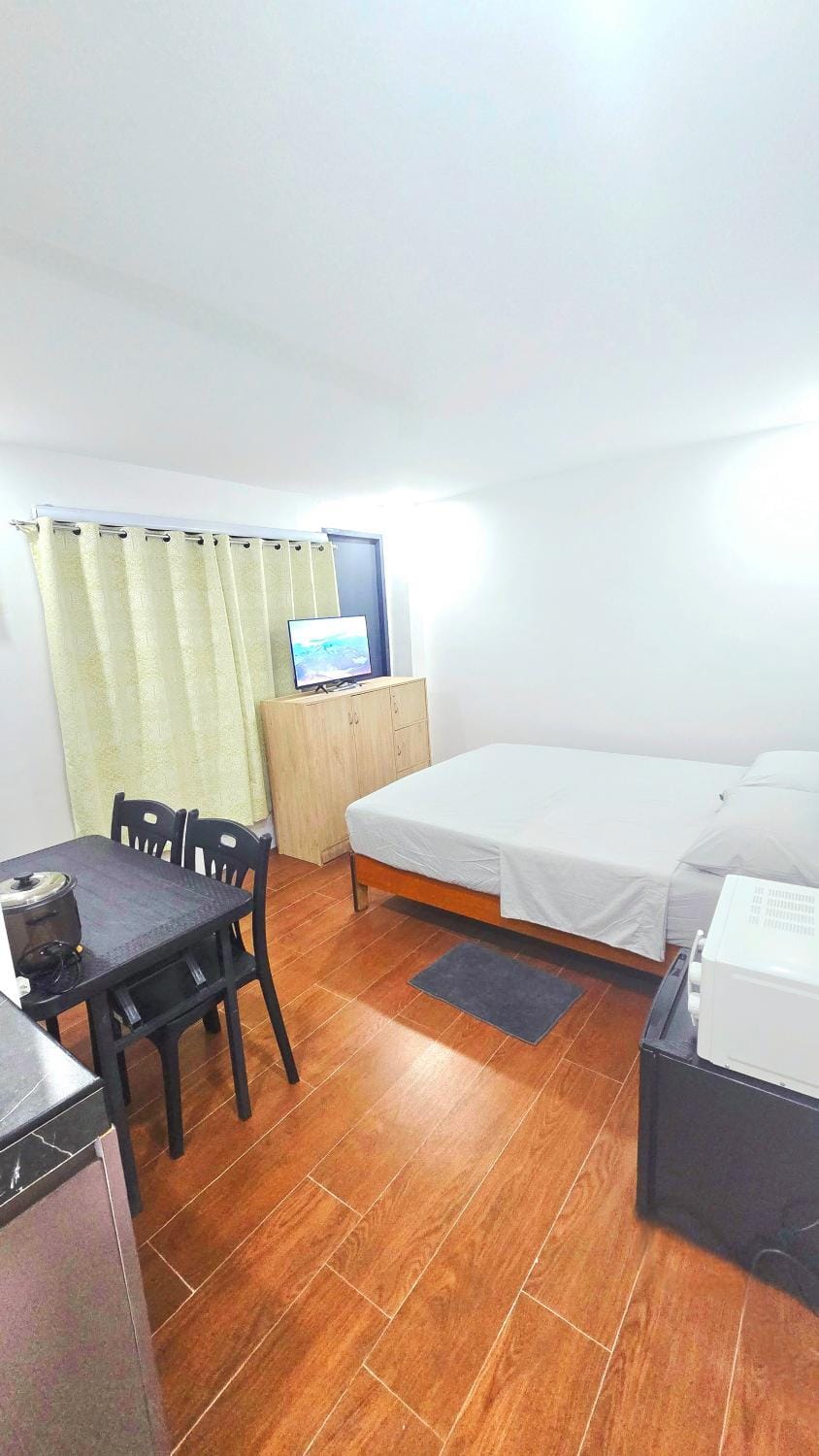 Studio Units near Airport by Jade Studio Apartments Apartment in Pasay
