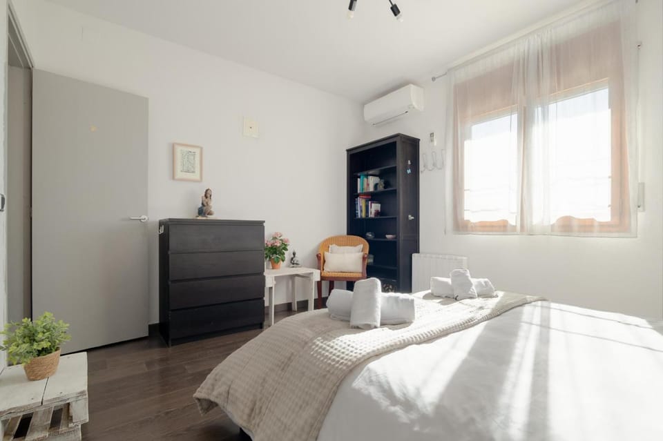Mima House with Pool House in Garraf