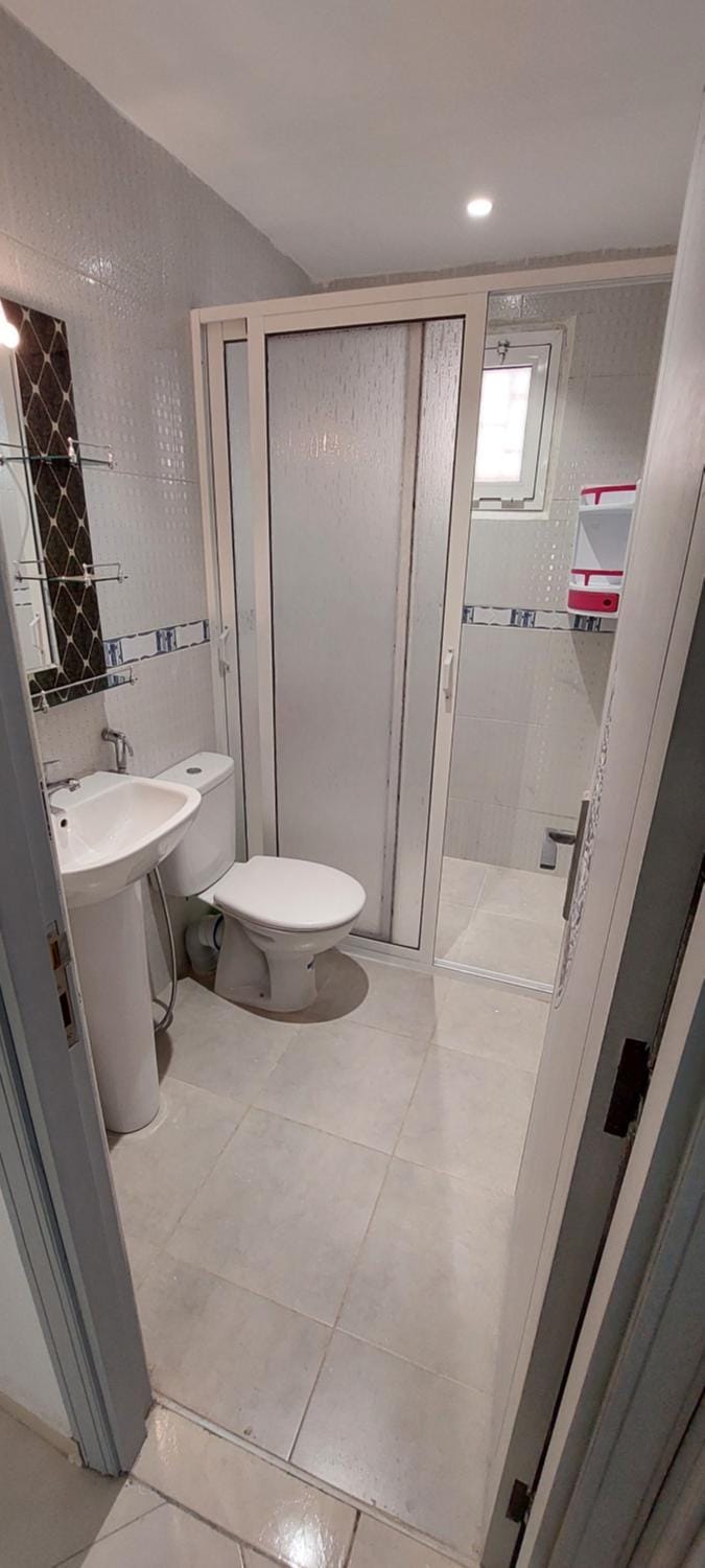Shower, Toilet, Bathroom